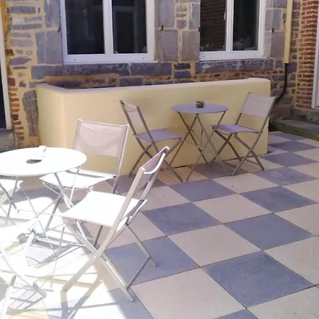 Comme Chez Soi * Givet